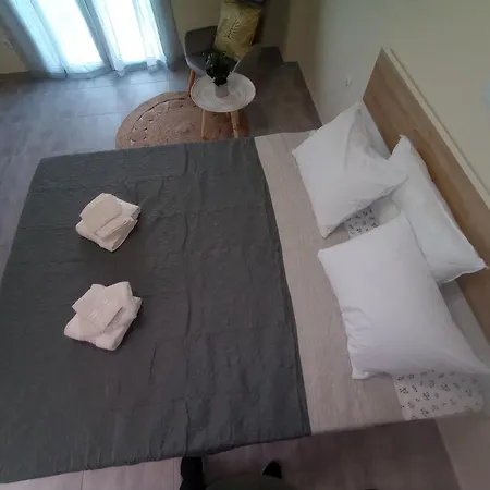 Lena's Apartamento Cós